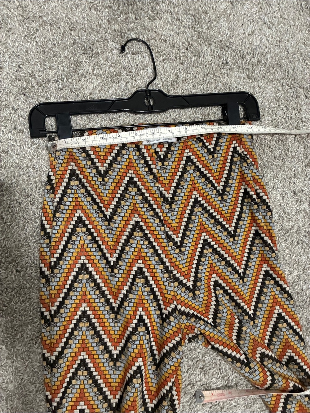 Urban Outfitters Retro Chevron Pull On Flare Leggings - Picture 9 of 9